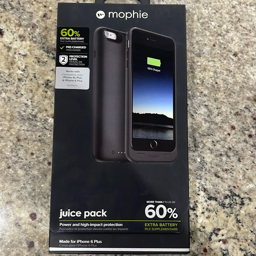 NEW & Unopened Black Mophie Battery Pack +60%